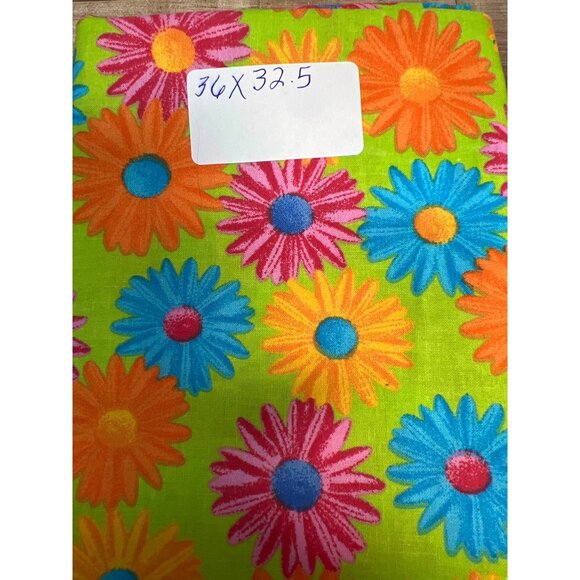 Bright Floral Fabric With Multi-Color Daisies 36" X 32.5" For Crafting Sewing & - Picture 2 of 2